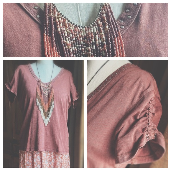 Tee V Neck Studded - Picture 3 of 16